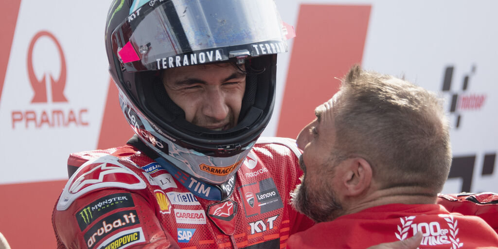 Copertina: Moto GP: Bastianini trionfa in Emilia Romagna, cade Bagnaia