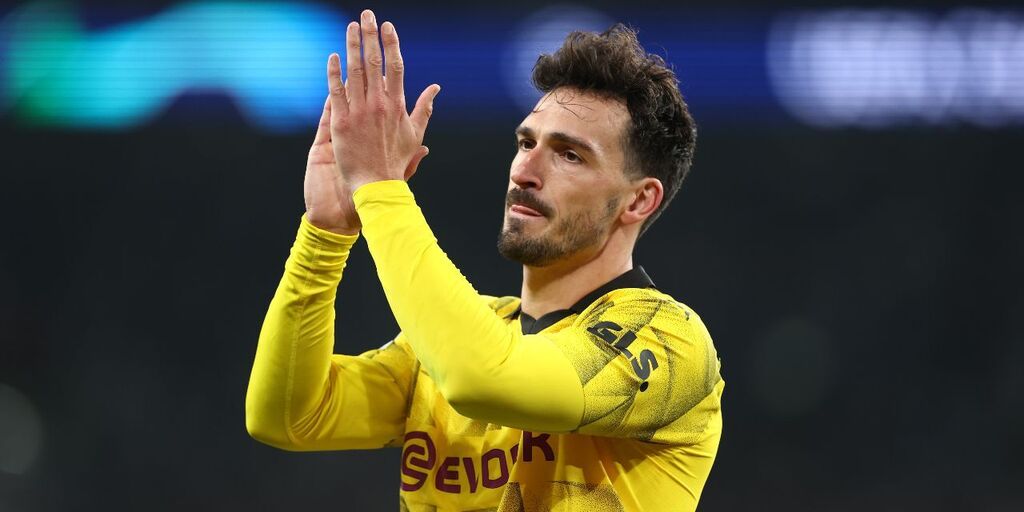 Copertina: Roma, arriva Hermoso: Smalling saluta! E Hummels può saltare