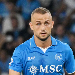 Copertina: Napoli, Lobotka: "Conte ha cambiato tutto, siamo affamati di vittorie"