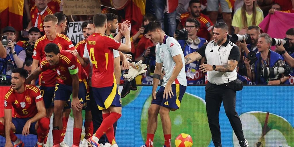 Copertina: Morata, infortunio dopo la partita: salta la finale?