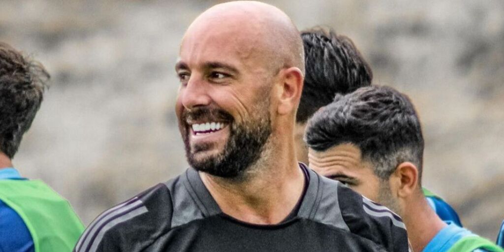 Copertina: Fantacalcio, perché comprare (e perché no) Pepe Reina