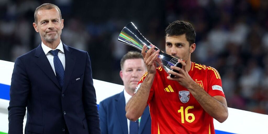 Copertina: Spagna, Rodri premiato come MVP di Euro 2024